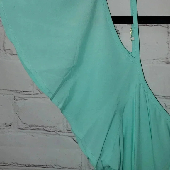 Southetn Tide Flounced Cold-Shoulder Top Color Offshore Green Size XL NWT - Picture 2 of 10